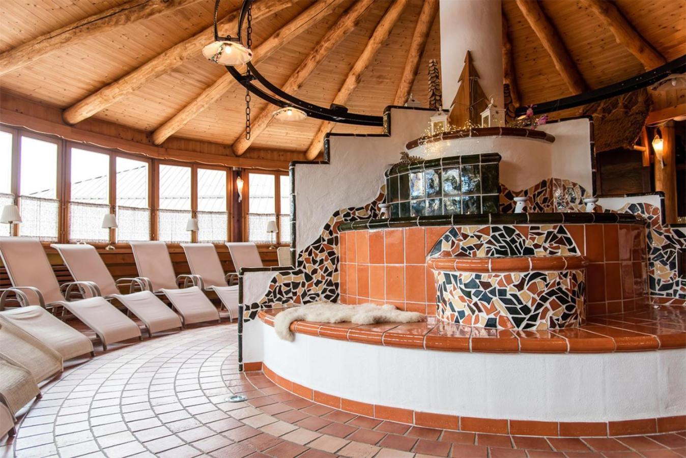 Отель Terme Banovci - Mobilne Hiske Med Brajdami Экстерьер фото