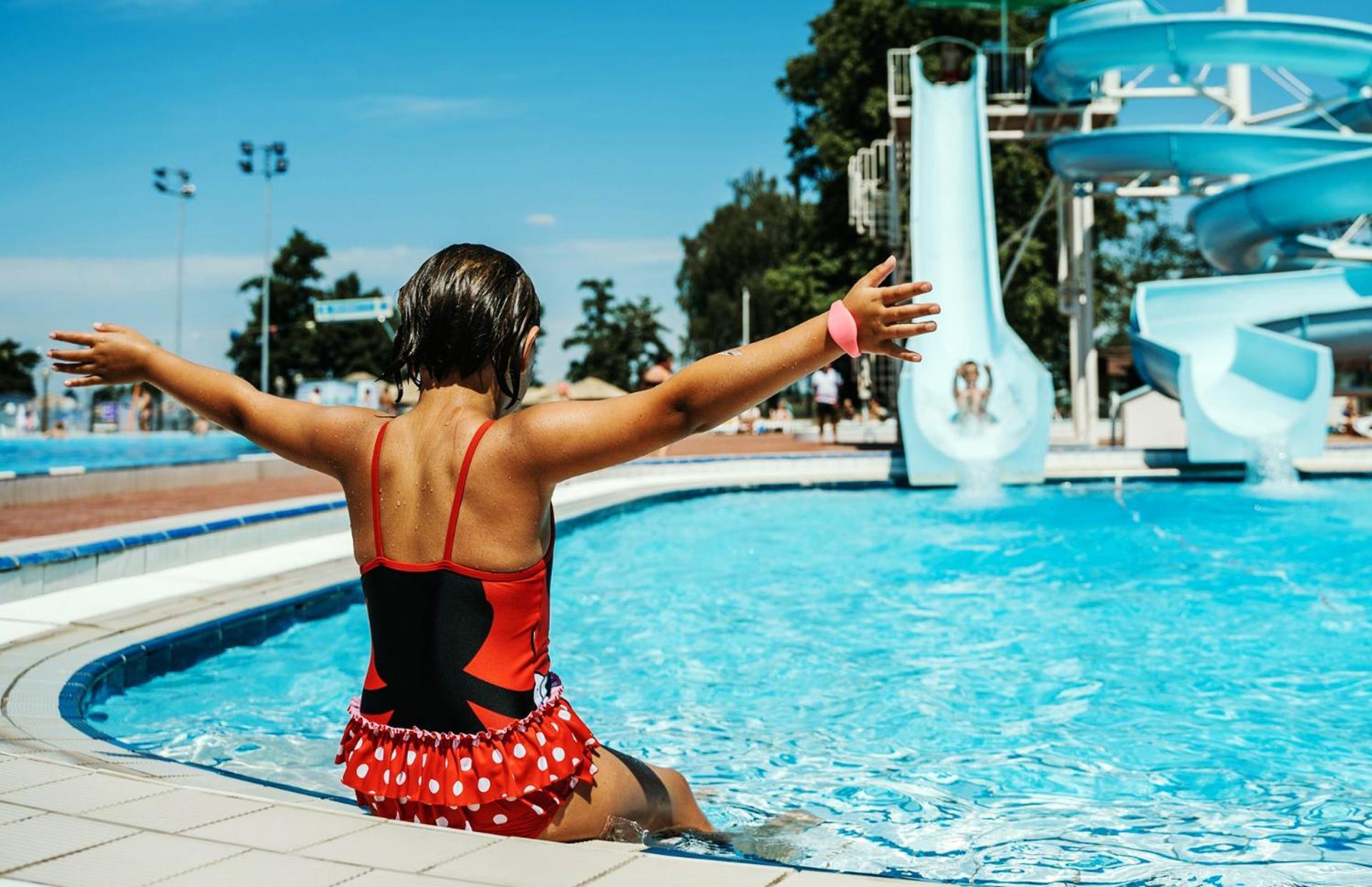 Отель Terme Banovci - Mobilne Hiske Med Brajdami Экстерьер фото